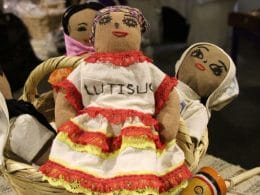 muñecas de tela artesanales