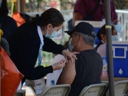 Vacunación de servidores públicos